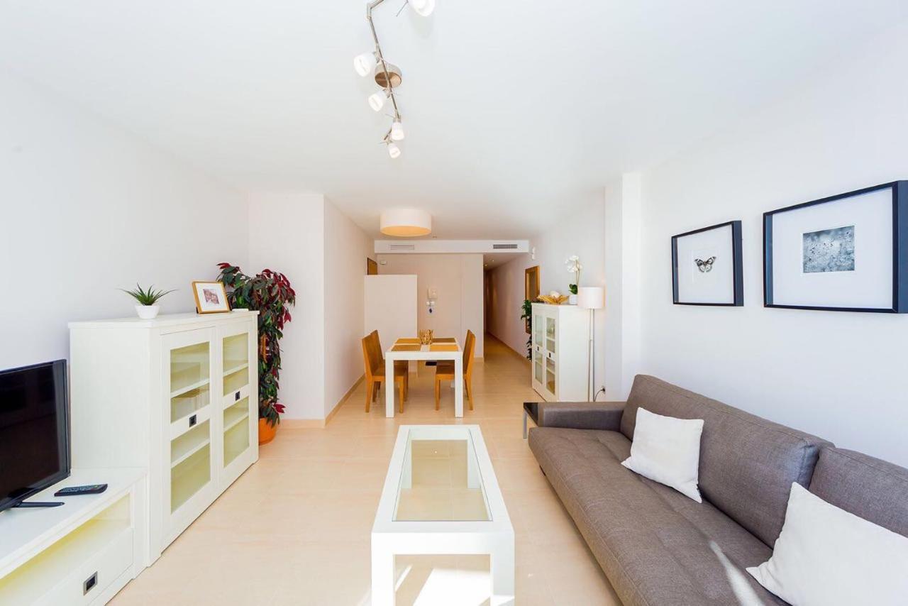 Шикарная Квартира На Первой Линии -Luxury Apartment On The First Line Sea Τορεβιέχα Εξωτερικό φωτογραφία