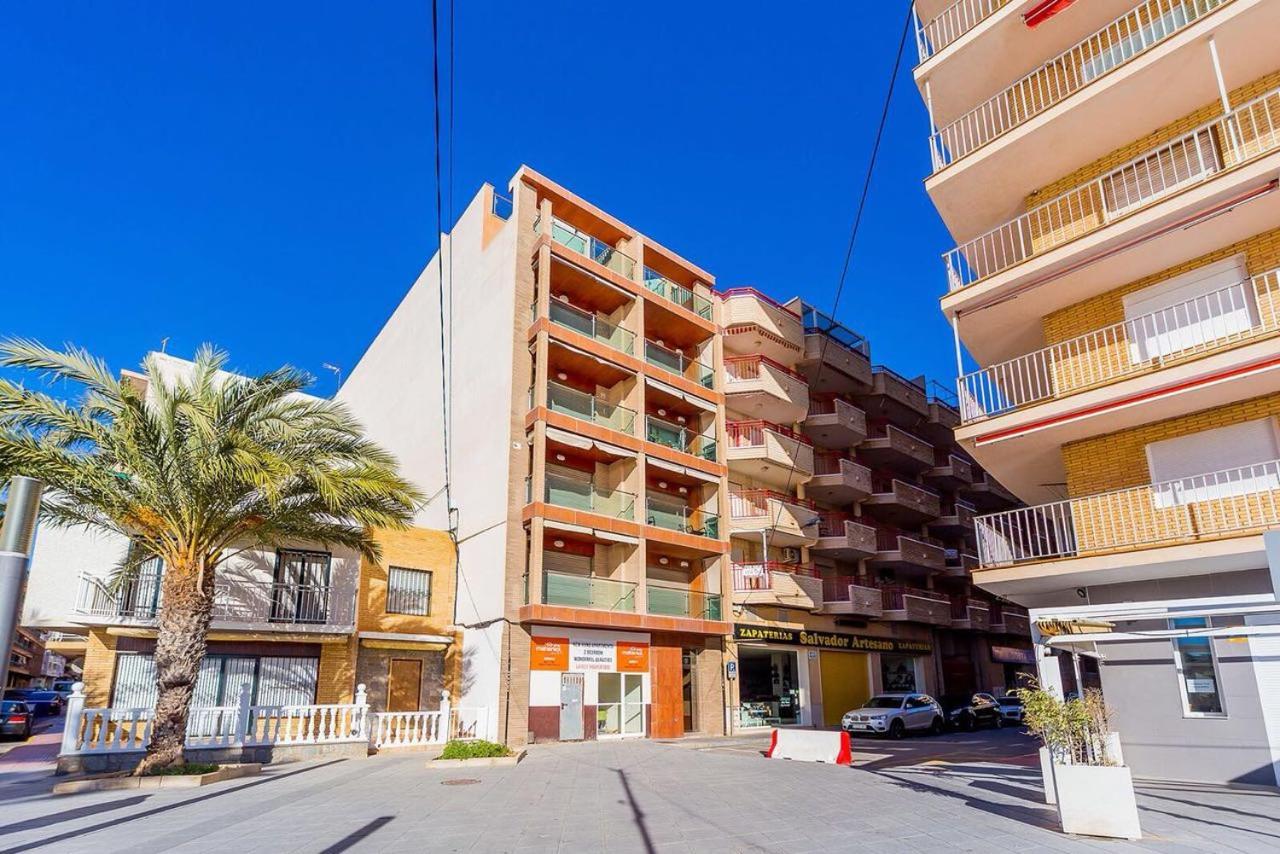 Шикарная Квартира На Первой Линии -Luxury Apartment On The First Line Sea Τορεβιέχα Εξωτερικό φωτογραφία